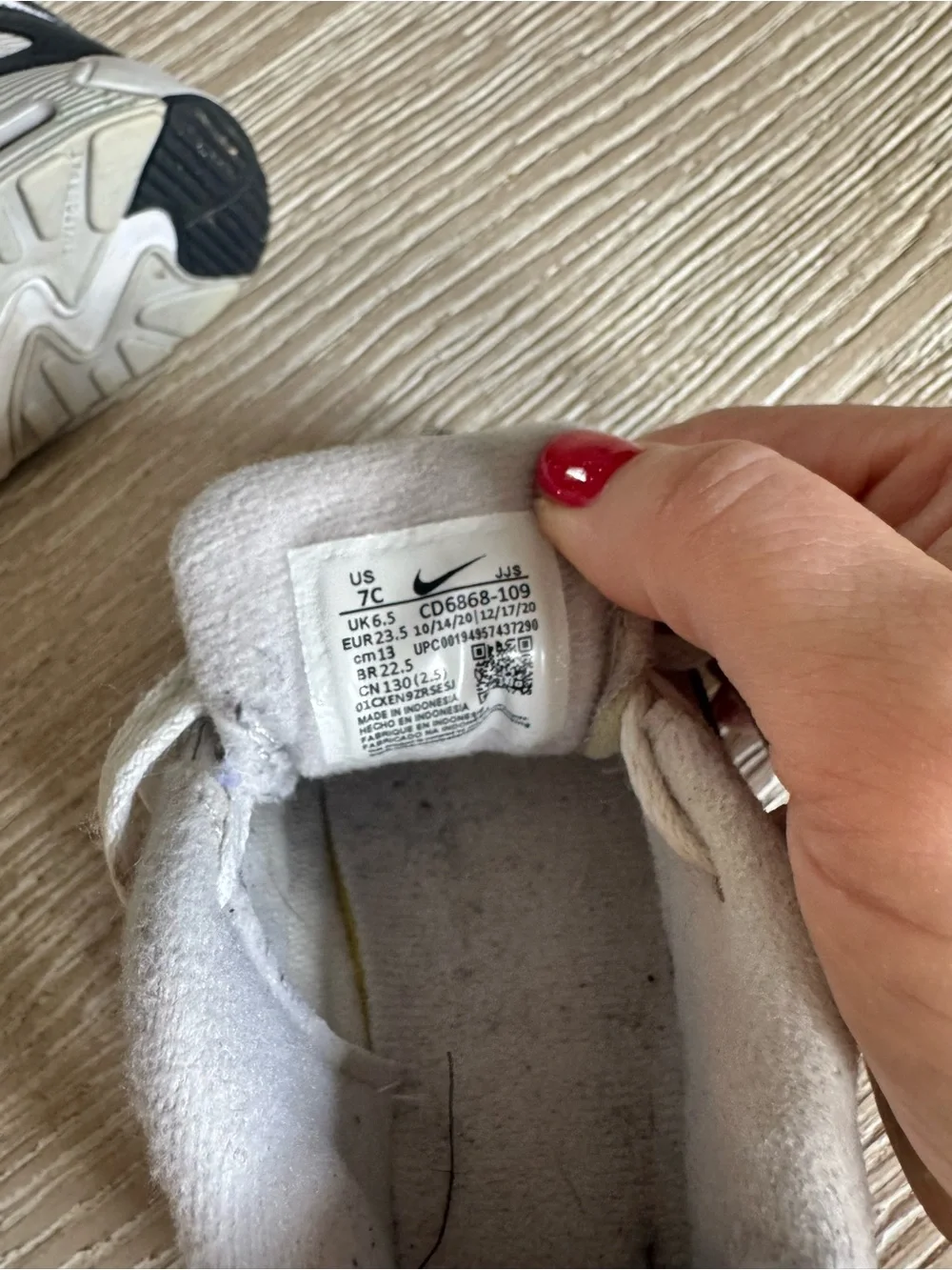 Nike Toddler gray, white & yellow sneaker, 7c